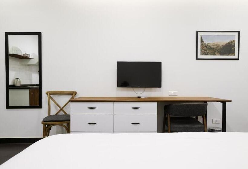 استودیو استاندارد با تخت کینگ, Hamra Urban Gardens