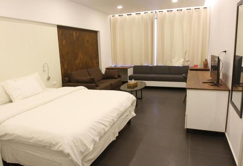 اتاق استاندارد با تخت بزرگ, Hamra Urban Gardens