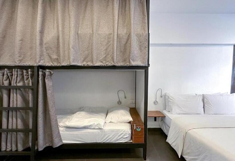 اتاق لوکس خانوادگی, Hamra Urban Gardens