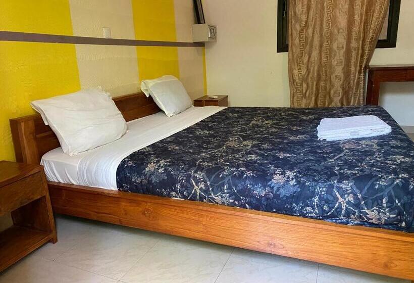 스탠다드 트리플 룸, Residence Hotel La Marsu