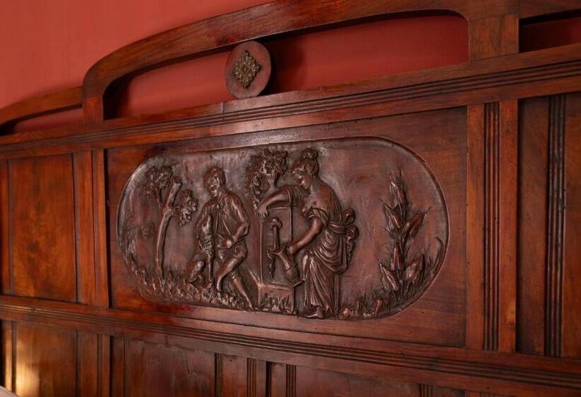 اتاق عادی, Well Come   Santa Lucia