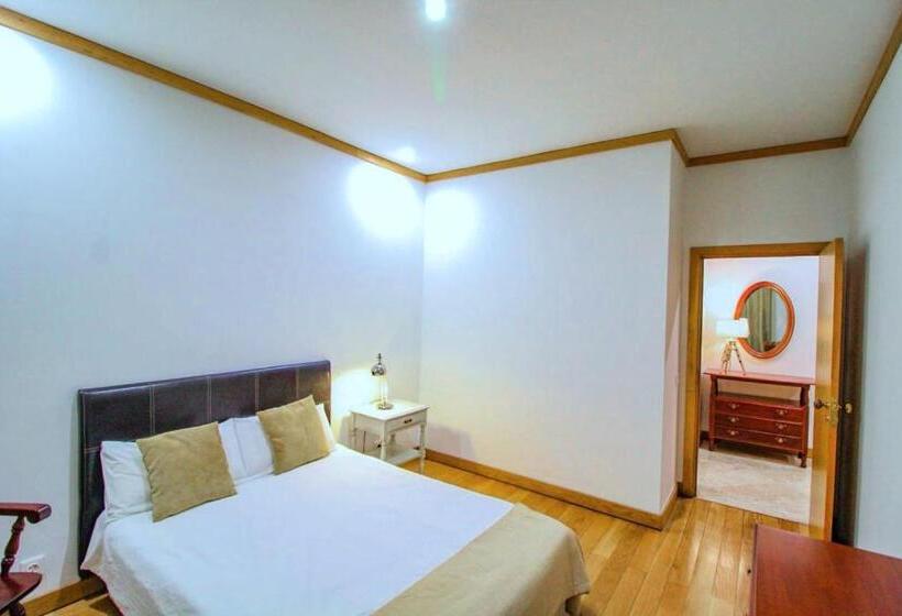 شقة غرفة واحدة, Quinta Miramar