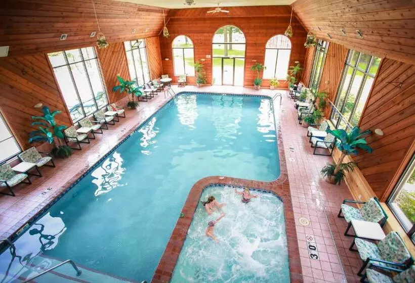 اتاق خانوادگی, Aloha Beach Resort