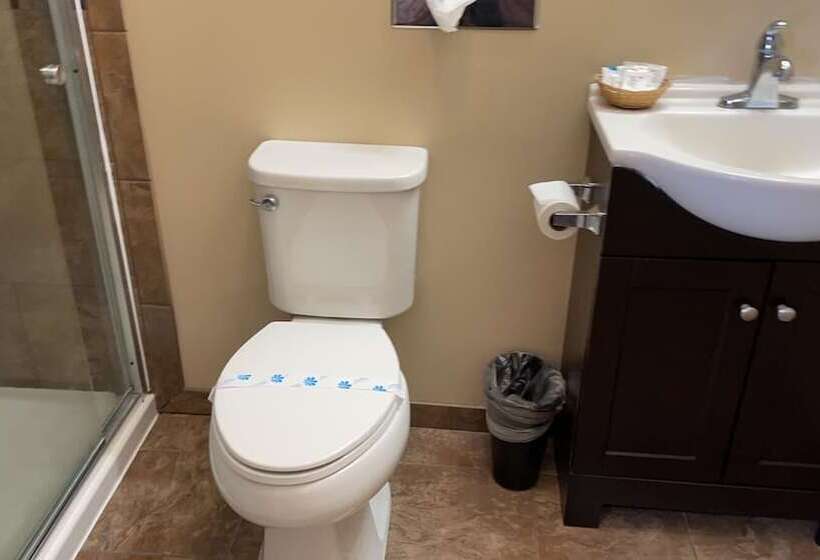 غرفة قياسية, Appalachian Motel