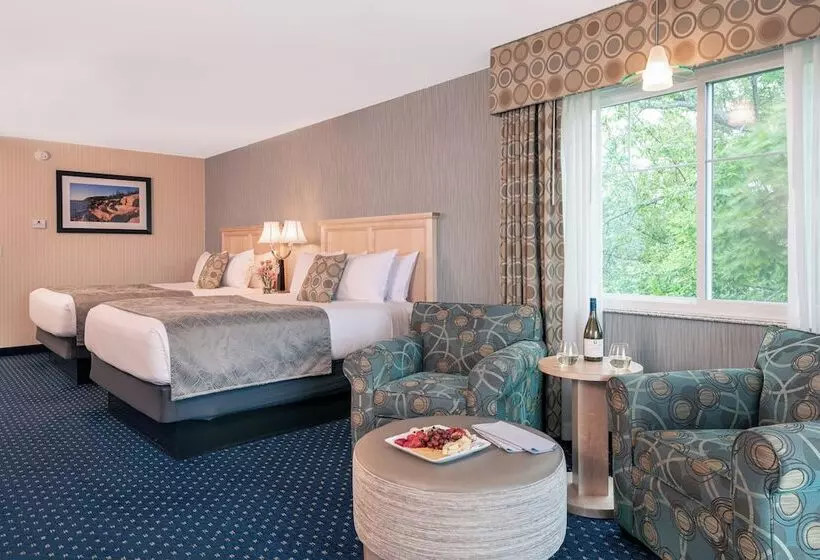 سوییت خانوادگی, Atlantic Oceanside Hotel & Conference Center