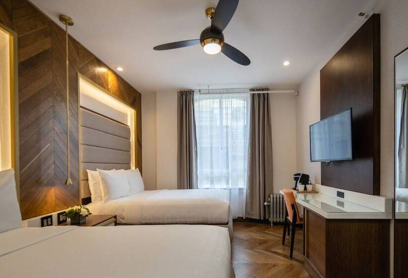 Quarto Standard 2 Camas Casal, 32one