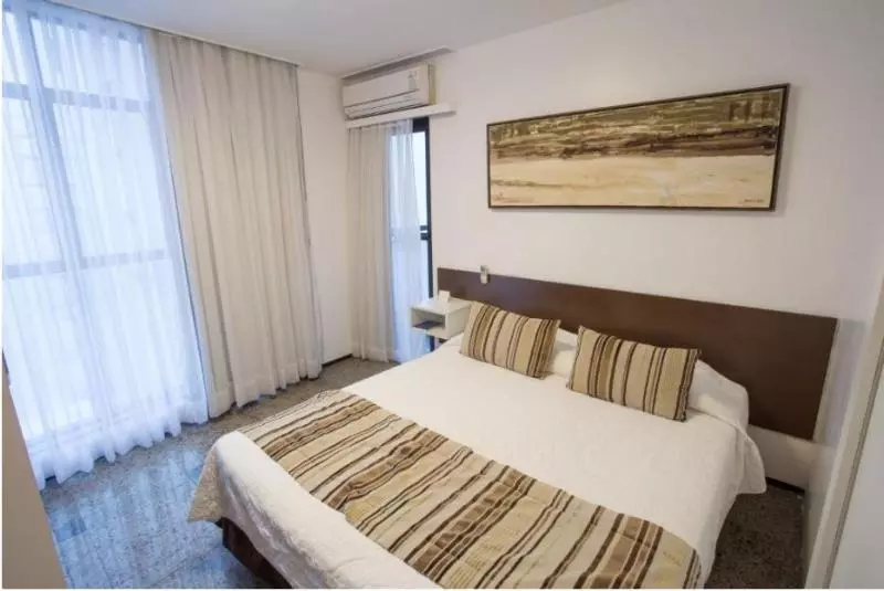 Deluxe Suite King Bed, Americinn By Wyndham Duluth South Proctor Black Woods Event Ctr