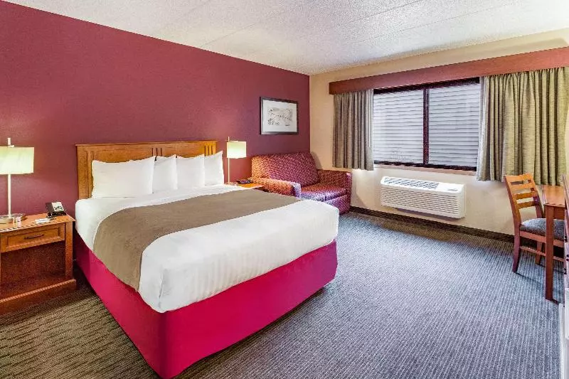 Standard-huone King-vuode, Americinn By Wyndham Duluth South Proctor Black Woods Event Ctr