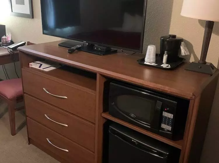 Standard-huone Parivuode, Americinn By Wyndham Roseau