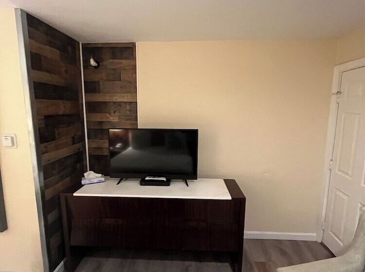 غرفه قياسيه سريرين مزدوجين, Anchorage Inn Rochester