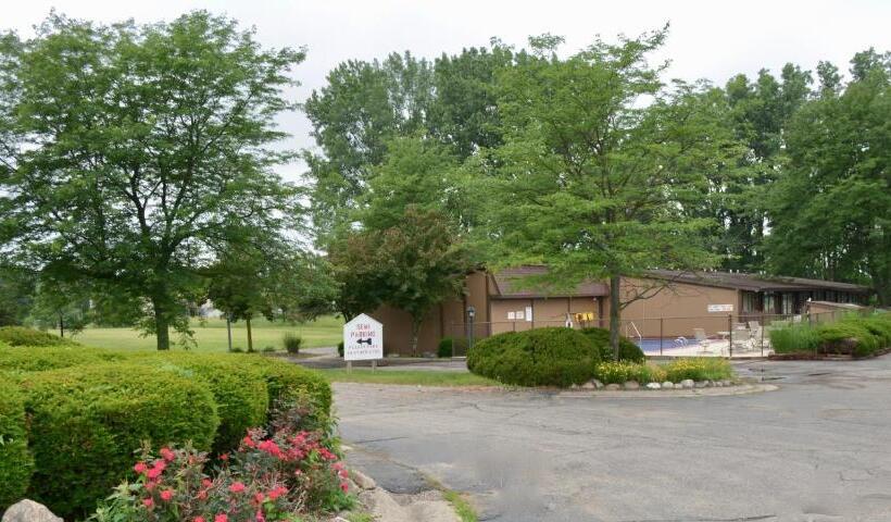 标准间带双人床, Arbor Inn Of Historic Marshall