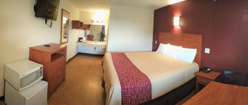 キングサイズベッドのスタンダードルーム, Bastrop Inn