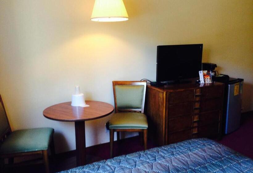 غرفة قياسية سرير كينج, Bay City Inn