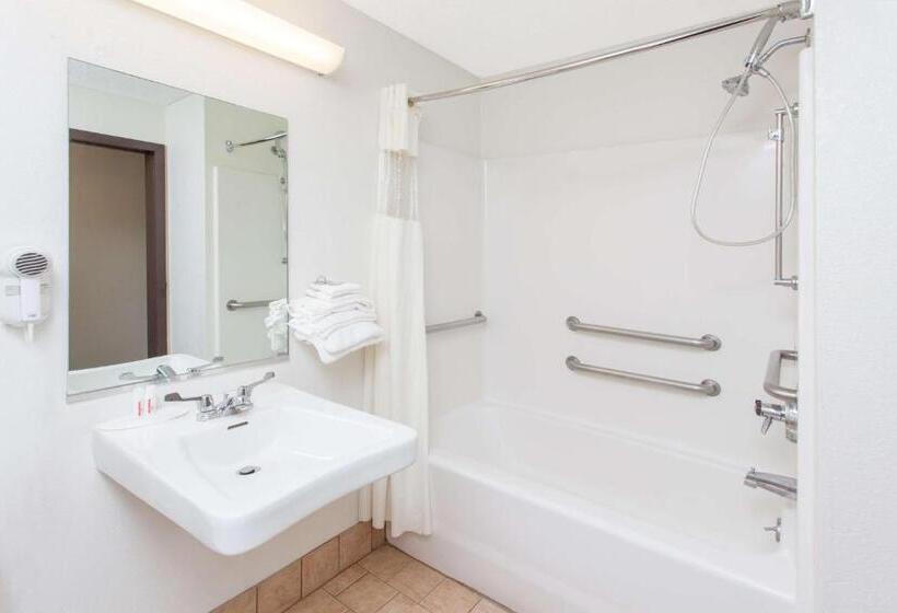 带2个双人床的标准工作室, Baymont By Wyndham Smyrna