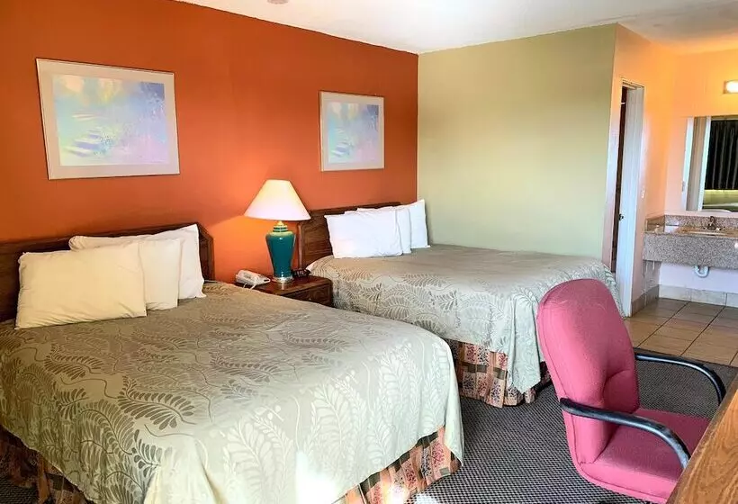 ２ダブルベッドのスタンダードルーム, Executive Inn Dodge City, Ks