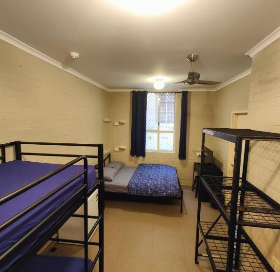 4인용 스탠다드 룸, Newtown Backpackers