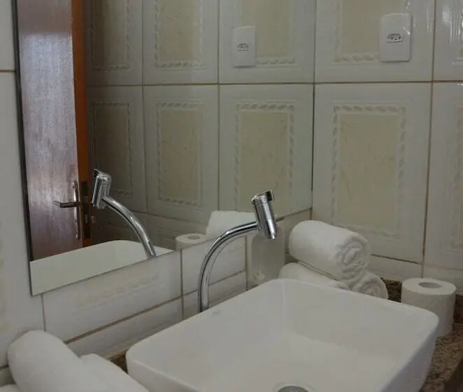 ルームシェアのワンベッド, Beach Hostel Cabo Frio