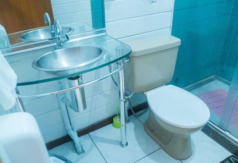تختخواب در اتاق مشترک, Beach Hostel Cabo Frio