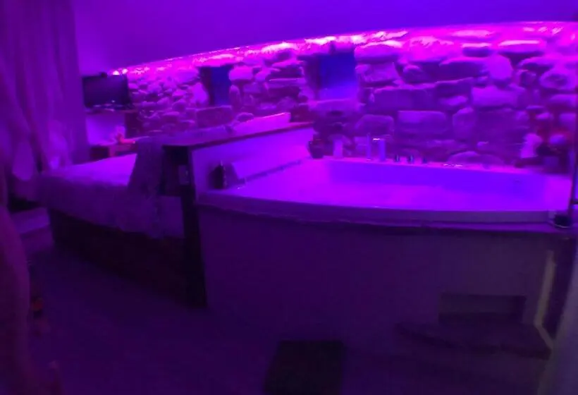 スタンダードスタジオ, B&b Il Libro Verde