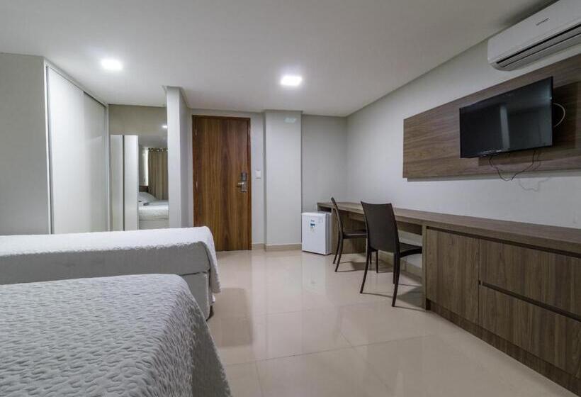 اتاق استاندارد سه تخته با بالکن, Oriental Praia