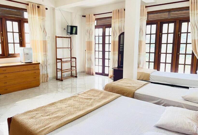 スタンダード４人部屋, Villa Di Sara