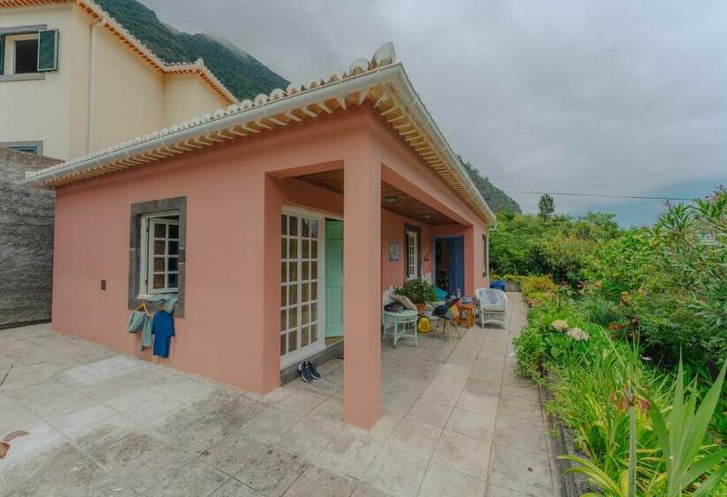 Quarto Estandar, Madeira Surf Lodge
