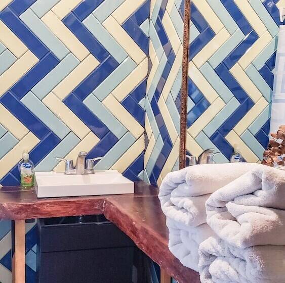 2 Szobás Ház, I Scream House