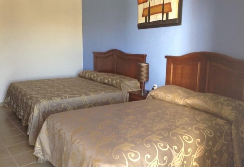 غرفة قياسية, Posada Y Bungalows La Capilla