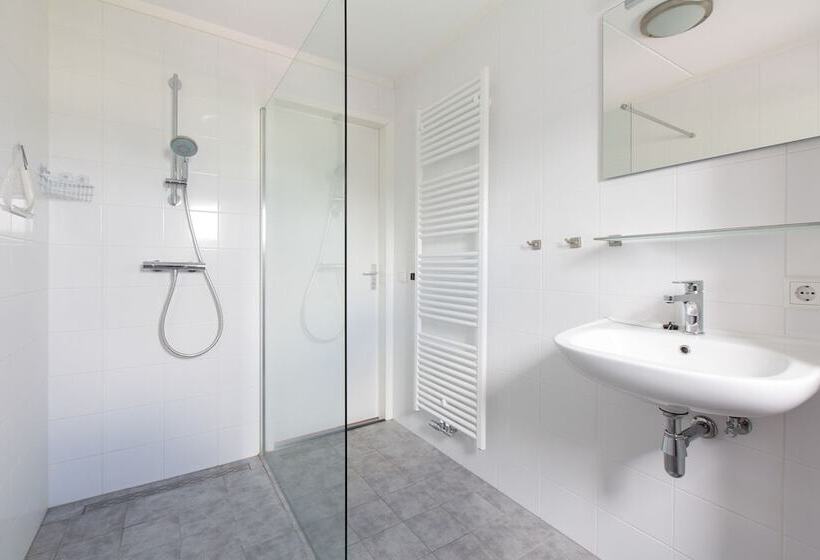 בית, 4 חדרי שינה, Recreatiepark Tusken De Marren