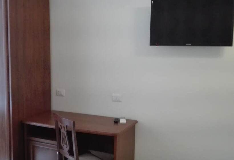 اتاق لوکس, Suite Dal Conte