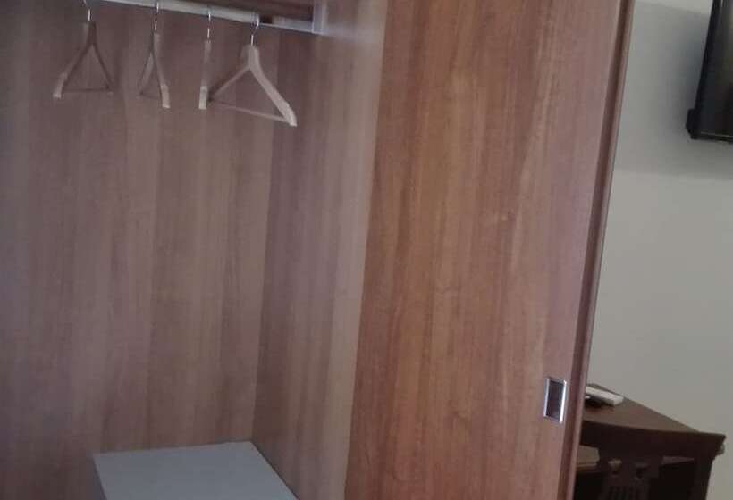 اتاق لوکس, Suite Dal Conte