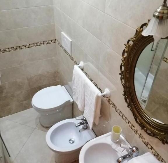 اتاق لوکس, Suite Dal Conte