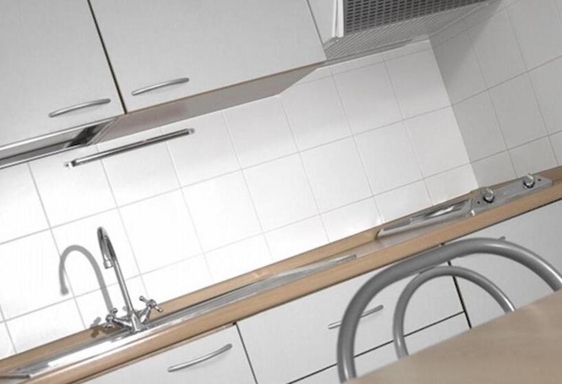 דירת חדר נוף לים, Altamarea Residence & Family