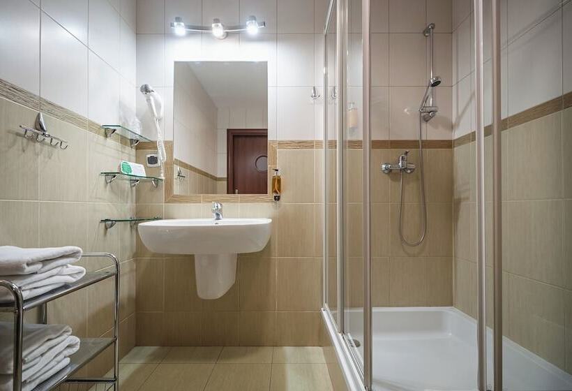 اتاق استاندارد سه نفره, Jaworzyna Krynicka