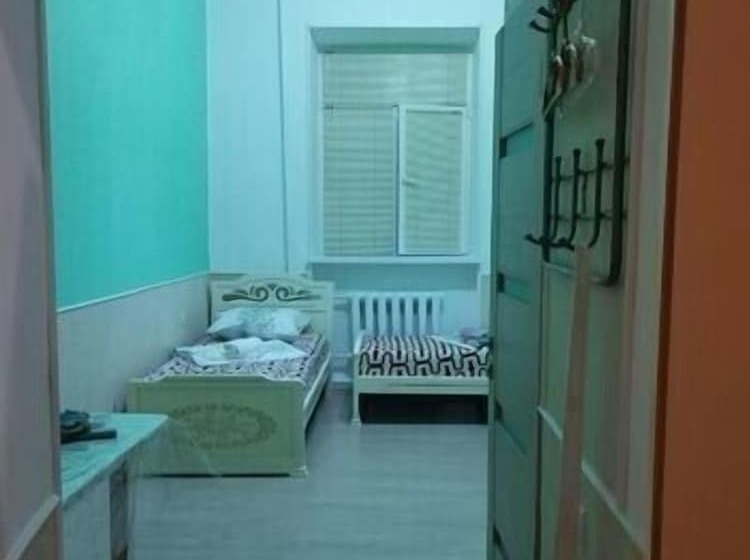 חדר בסיסי לשלושה, Mini Hotel Uyut On Prospekt Putina 8