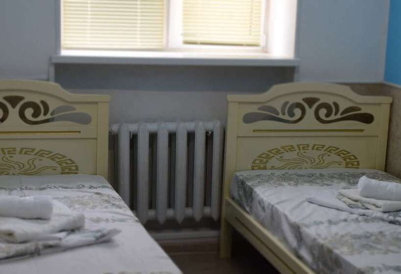 חדר אקונומי, Mini Hotel Uyut On Prospekt Putina 8