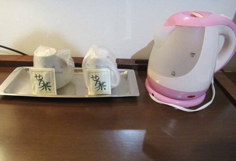 标准单人间, Tomakomai Green Hills