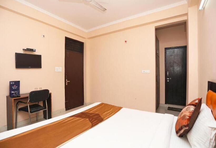 اتاق استاندارد, Rn 32 By Oyo Rooms