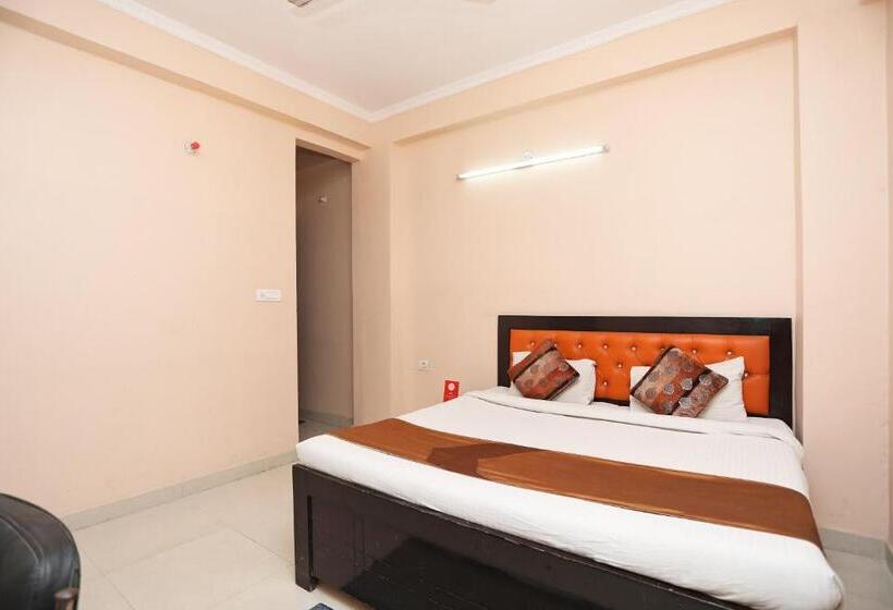 اتاق استاندارد, Rn 32 By Oyo Rooms