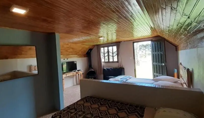 اتاق راحتی سه تخته, Refúgio Do Lago