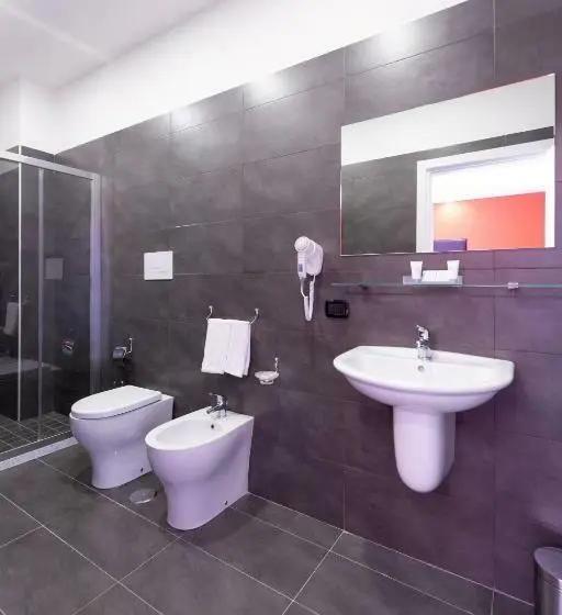 Deluxe Kolmen Hengen Huone, Reggia Suite Spa