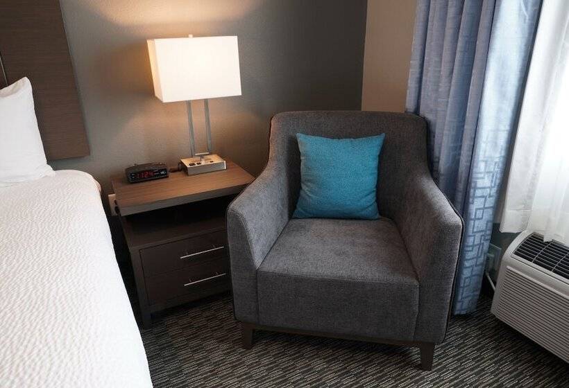 غرفة ديلوكس, Brookstone Inn & Suites