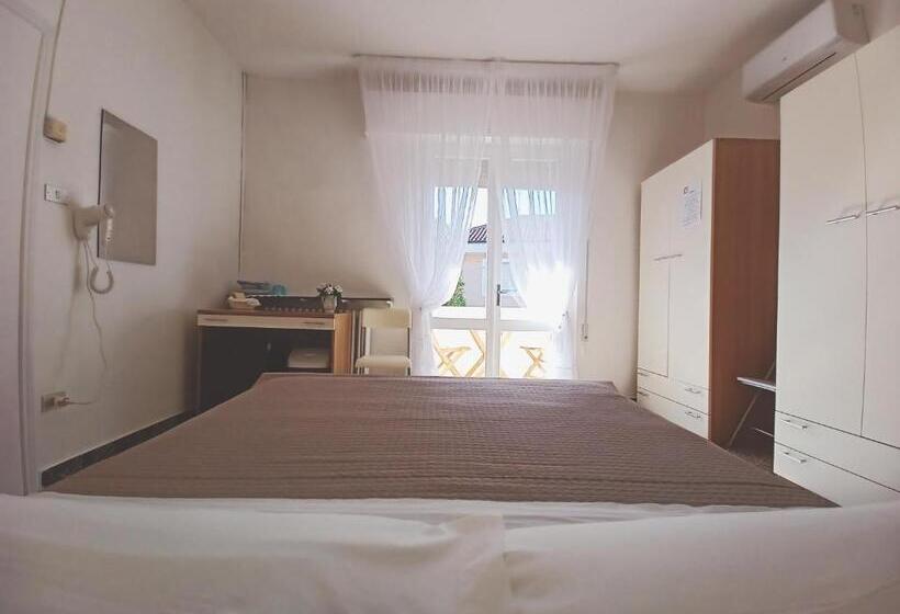اتاق استاندارد, Beeliving Room&breakfast