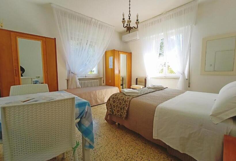 اتاق خانوادگی, Beeliving Room&breakfast