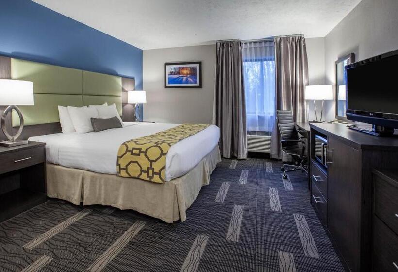 חדר סטנדרט עם מיטת קינג, Baymont By Wyndham Traverse City