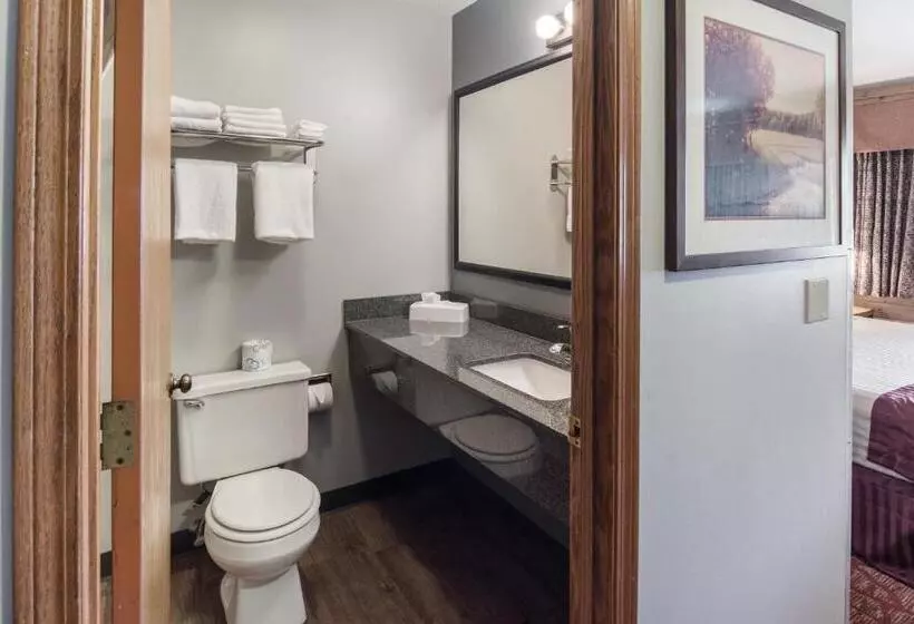 Perhehuone, Quality Inn