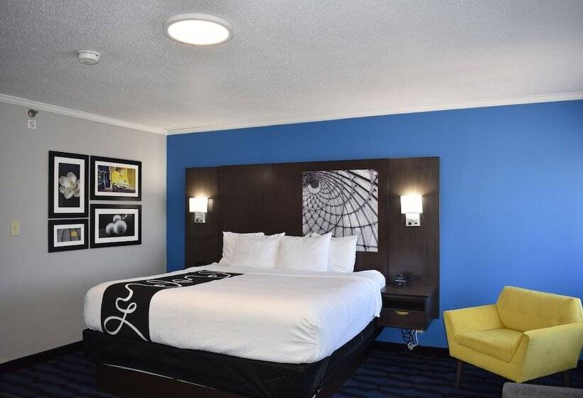 חדר דלוקס, La Quinta Inn By Wyndham St. Louis Hazelwood  Airport North