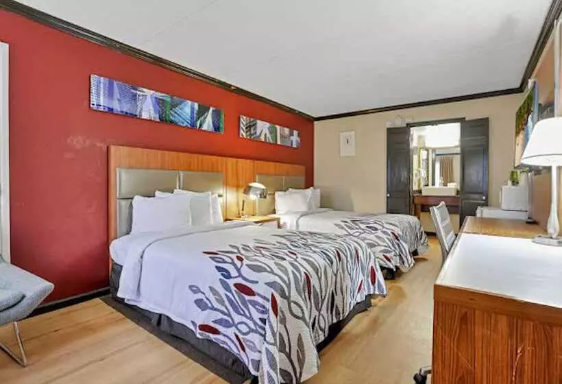 デラックスルーム, Red Roof Inn Uhrichsville