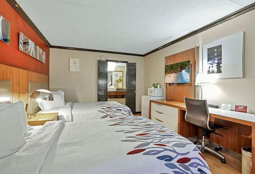 غرفة ديلوكس, Red Roof Inn Uhrichsville