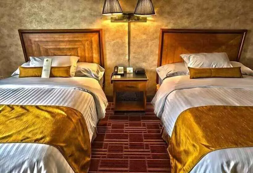 2ダブルベッドのスタンダードルーム, The Bertram Inn & Conf Ctr Trademark Collection By Wyndham